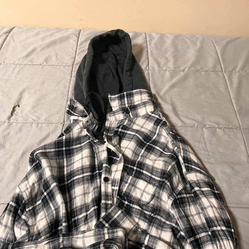 Hooded Black & White Flannel